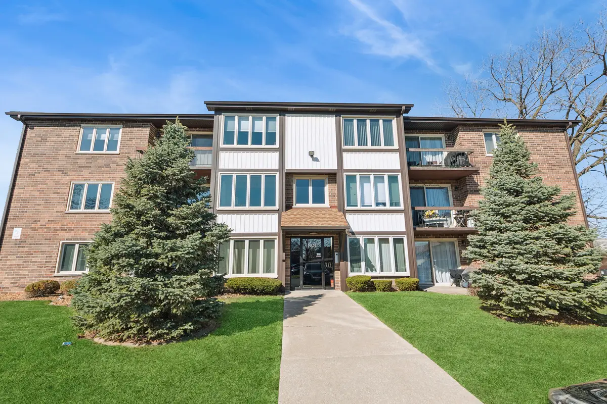 5024 Circle Court #1002, Crestwood, IL 60418 - #1