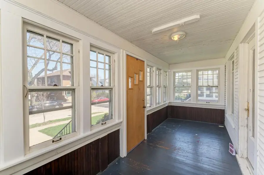 904 Caton Avenue, Joliet, IL 60435 - #2