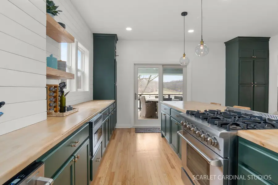 705 Spring Beach Way, Cary, IL 60013 - #3