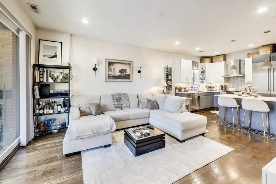 1036 N Paulina Street #2, Chicago, IL 60622 - #3