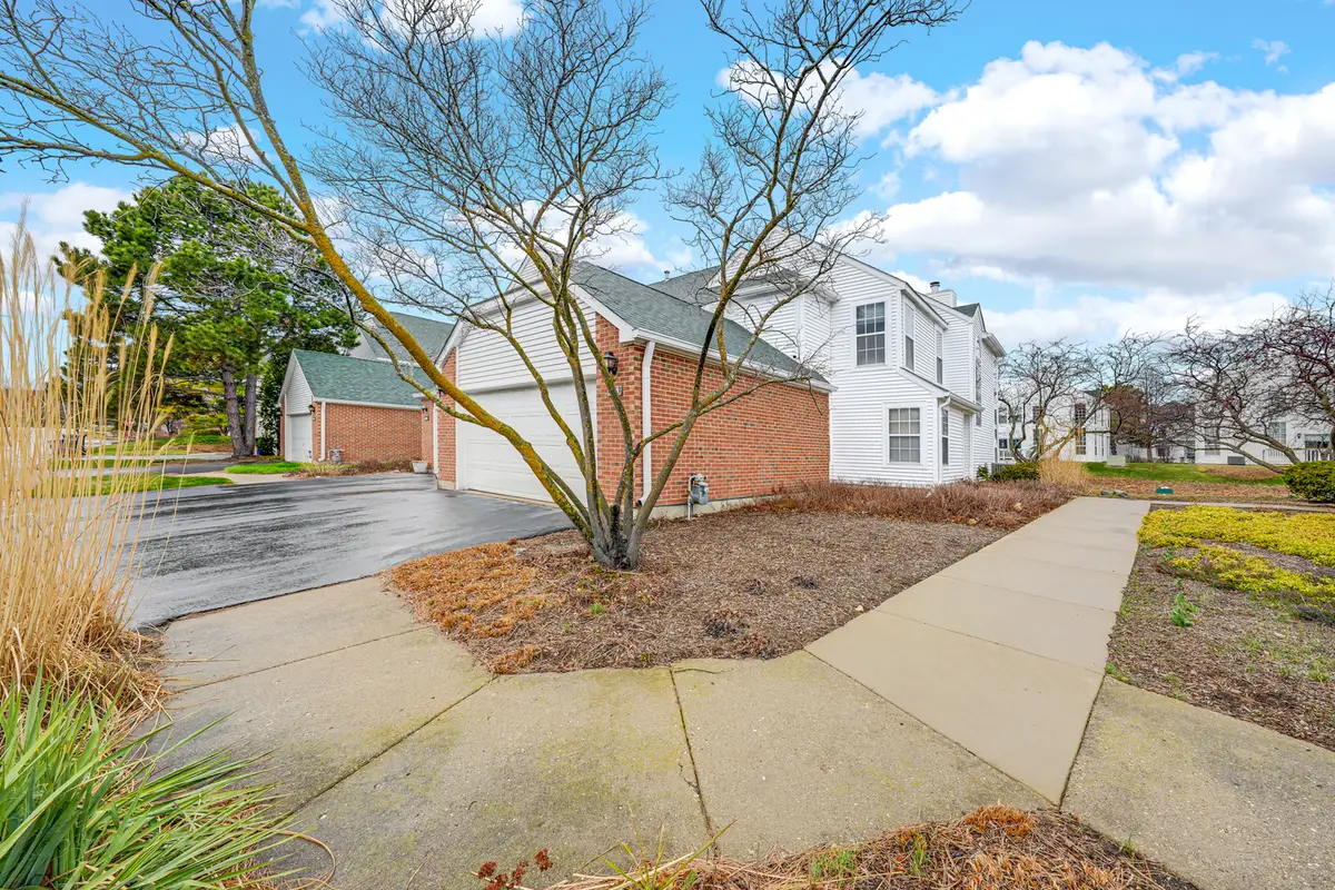 108 Hampton Boulevard, Lake Bluff, IL 60044 - #1