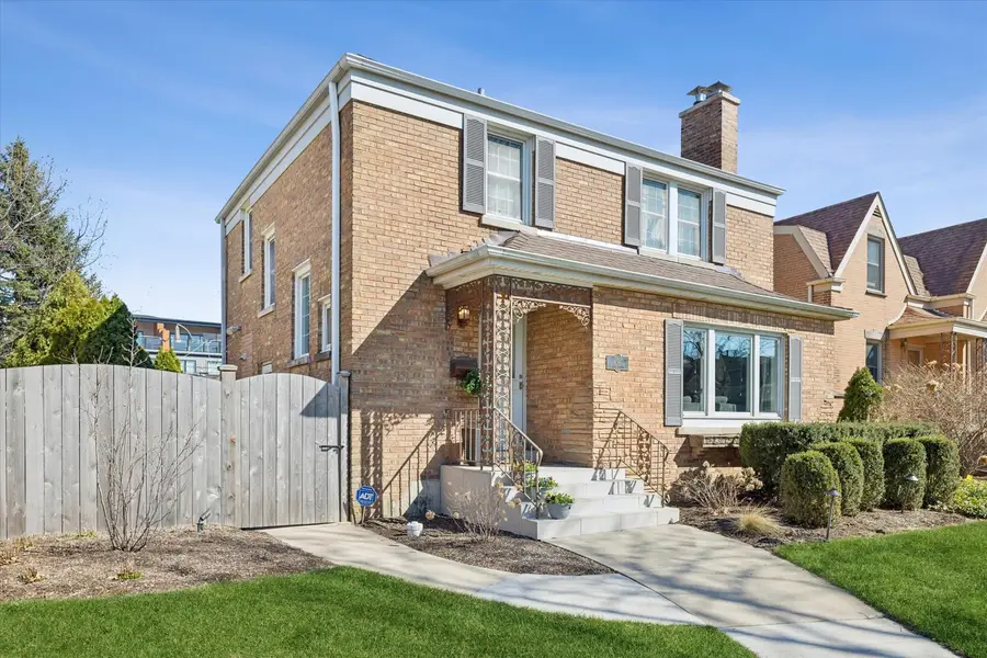 267 N Larch Avenue, Elmhurst, IL 60126 - #2