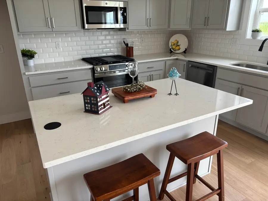 109 Dugan Trail, Downs, IL 61736 - #3