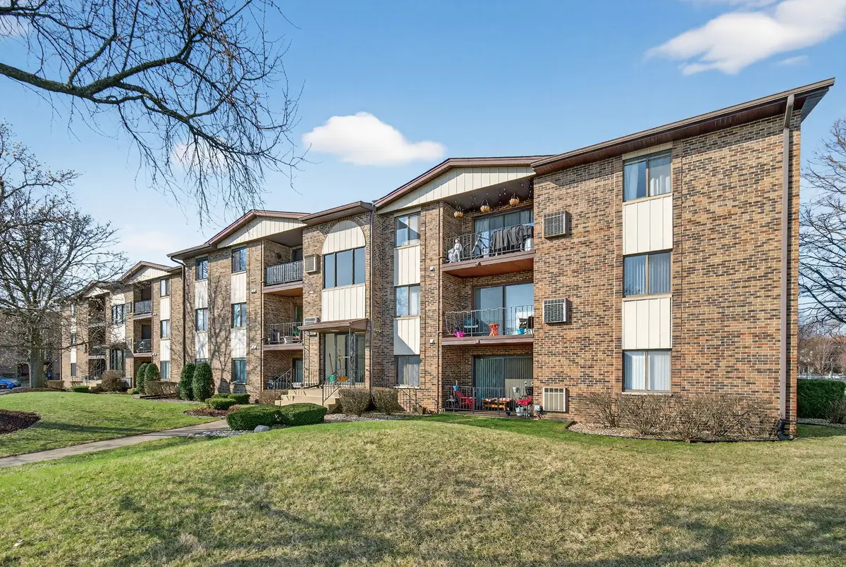 14015 Laramie Avenue #316, Crestwood, IL 60418 - #1