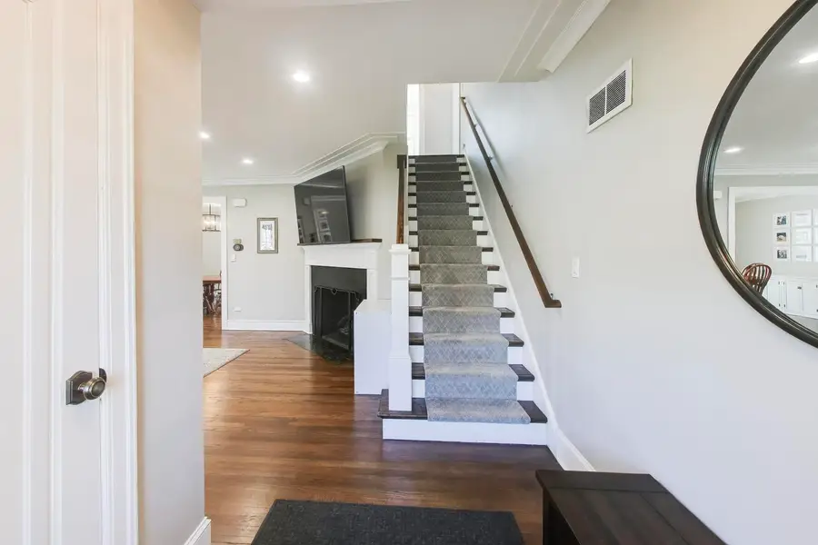 527 E Mayfair Road, Arlington Heights, IL 60005 - #2