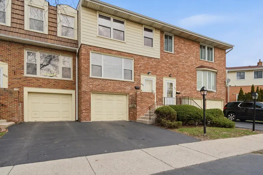 8820 Plainfield Road, Brookfield, IL 60513 - #3