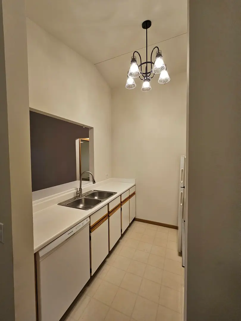 1435 Spring Brook Court #2B, Round Lake Beach, IL 60073 - #3