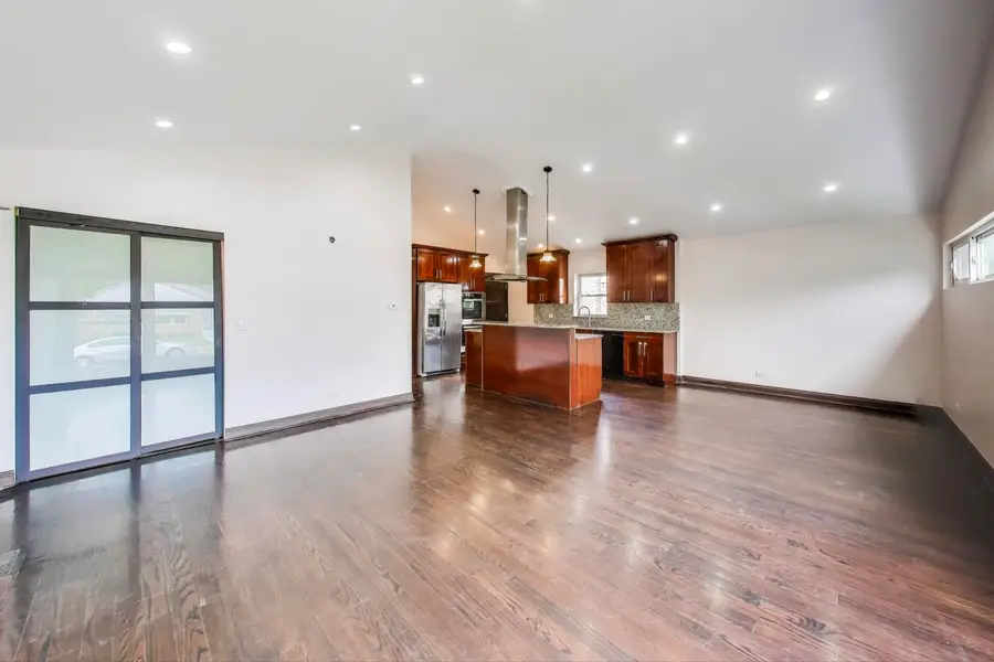 6544 N Albany Avenue, Chicago, IL 60645 - #3