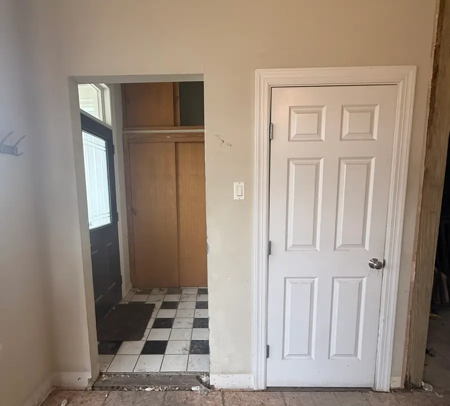 3705 N Francisco Avenue, Chicago, IL 60618 - #3