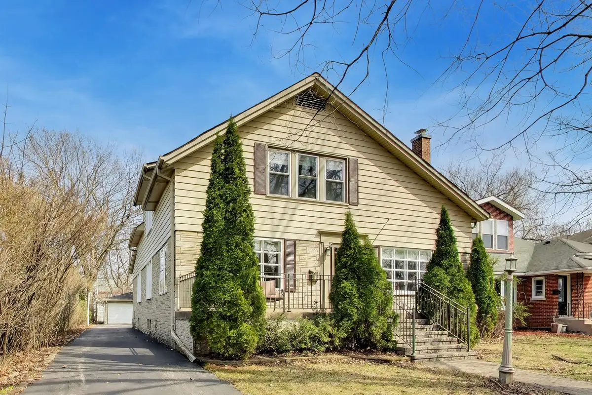 Address Withheld By Seller, Riverside, IL 60546 - #1