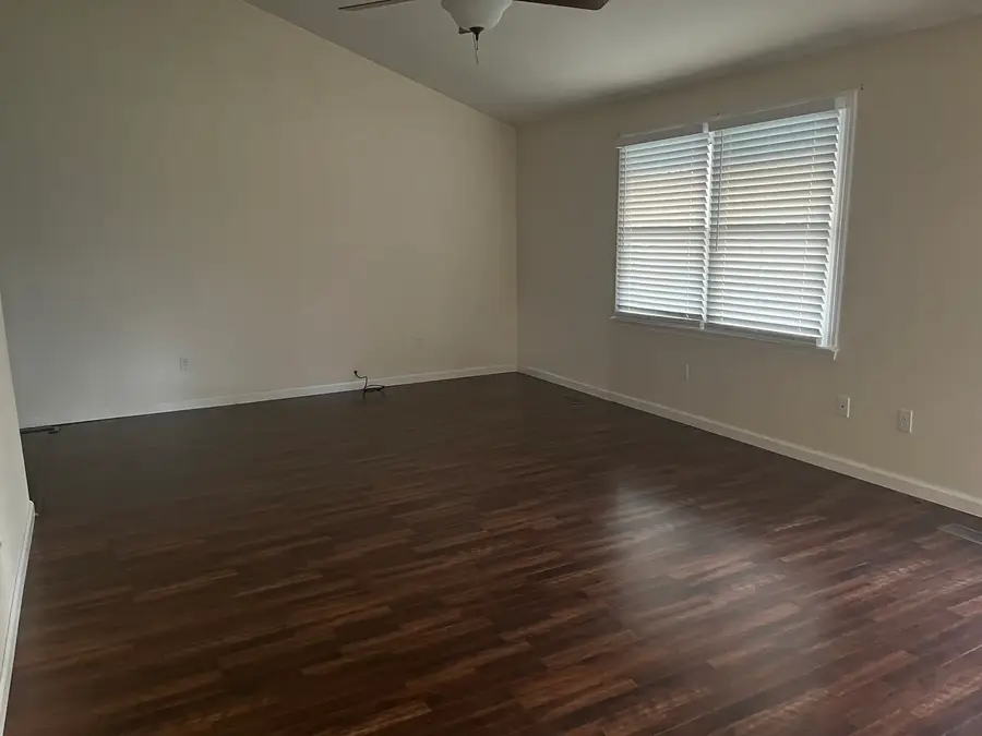 4 Acorn Drive, Harrisburg, IL 62946 - #2