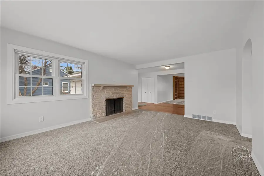 150 S Western Avenue, Aurora, IL 60506 - #2