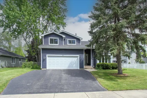 845 Hanson Court, Batavia, IL 60510