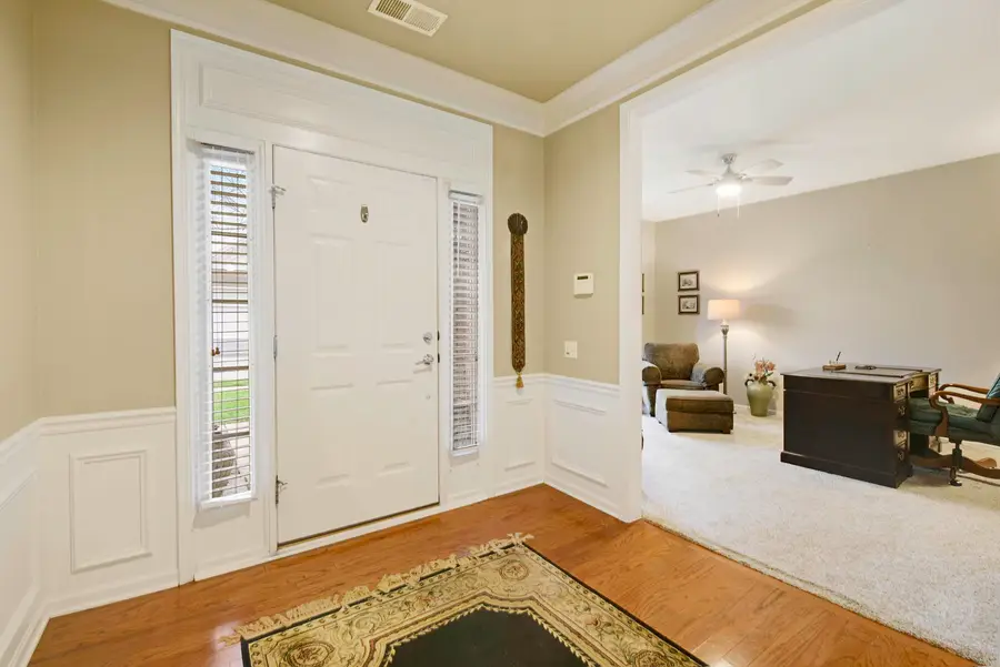 585 Tuscan View Drive, Elgin, IL 60124 - #3