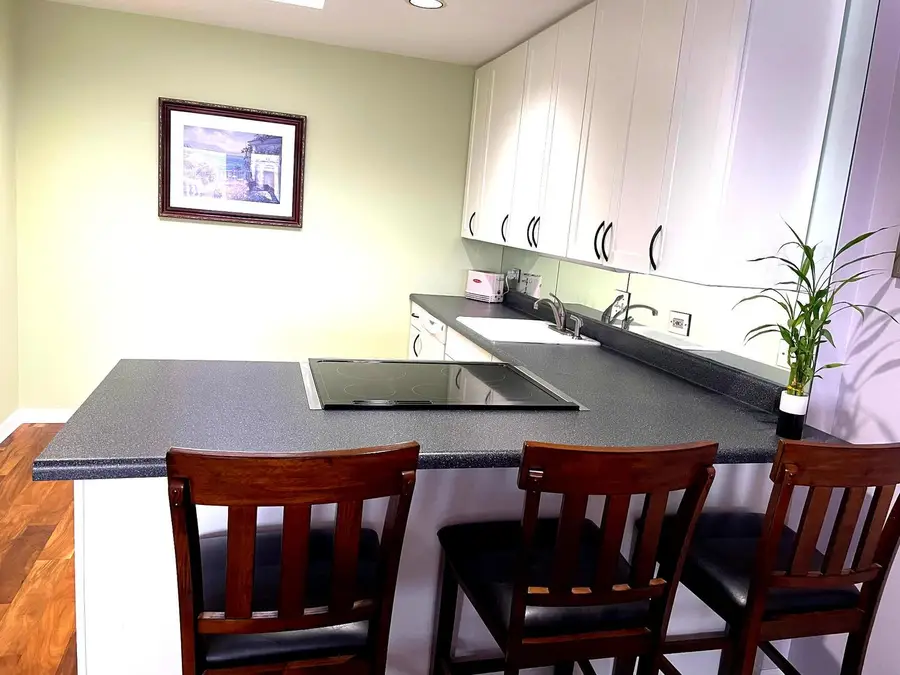 362 Kelburn Road #324, Deerfield, IL 60015 - #2