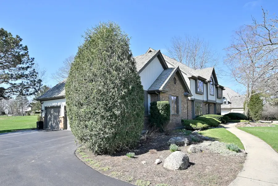 5681 River Park Drive, Libertyville, IL 60048 - #3