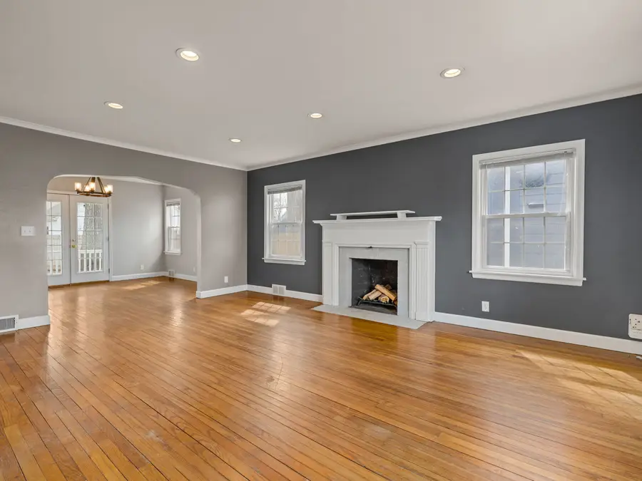 2313 26th Street, Rock Island, IL 61201 - #3