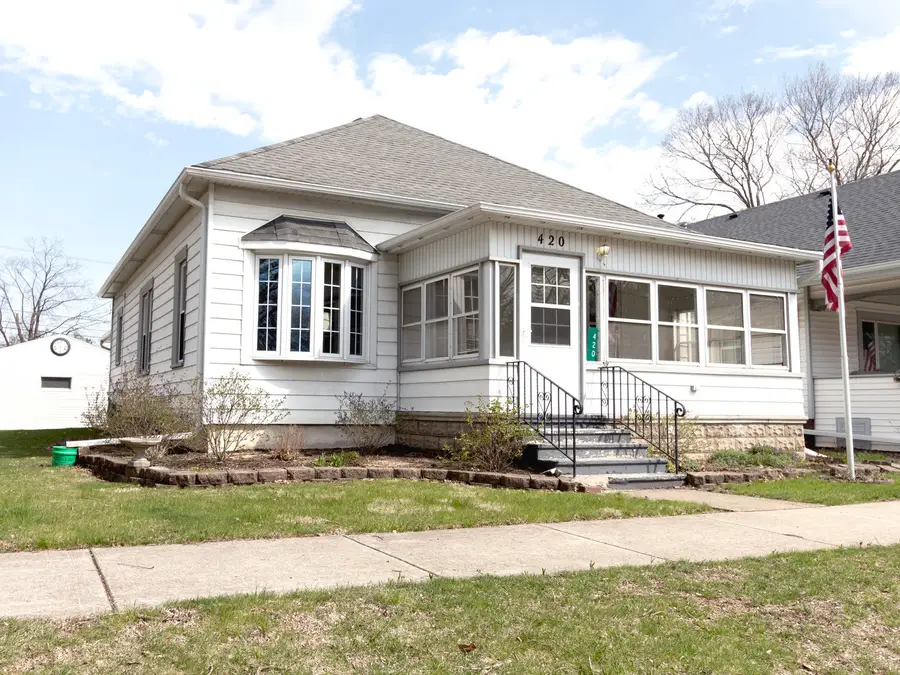 420 E Benton Street, Morris, IL 60450 - #2