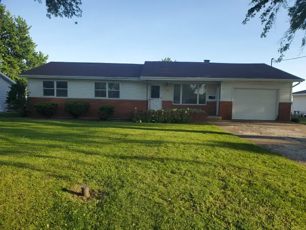 318 E Park Court, Gilman, IL 60938