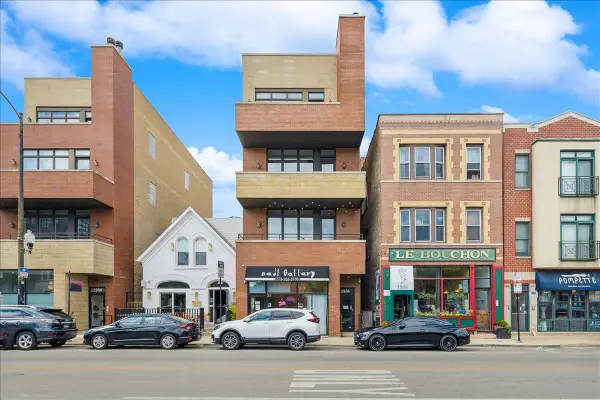 Address Withheld By Seller, Chicago, IL 60647