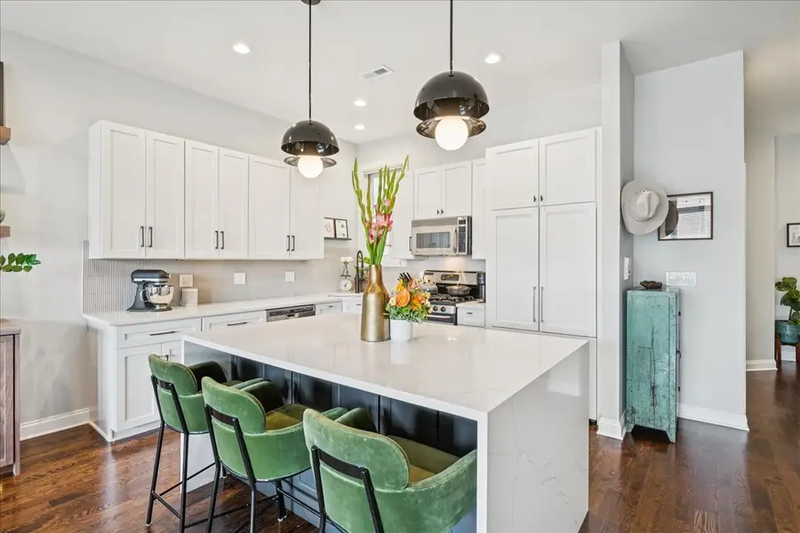 Address Withheld By Seller, Chicago, IL 60647 - #3