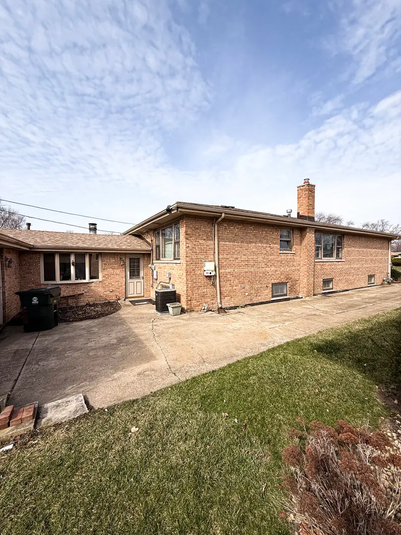 1025 Blouin Drive, Dolton, IL 60419 - #2