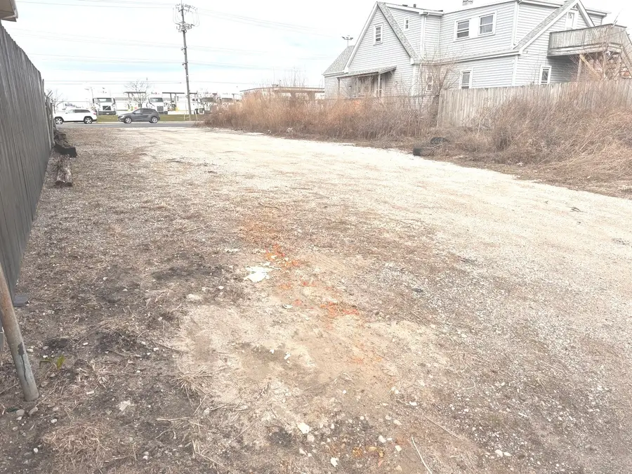 4825 S Central Avenue, Stickney, IL 60638 - #2