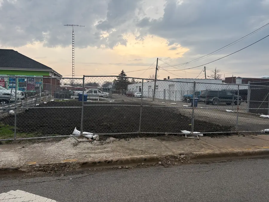 713 E Lincoln Highway, Dekalb, IL 60115 - #3