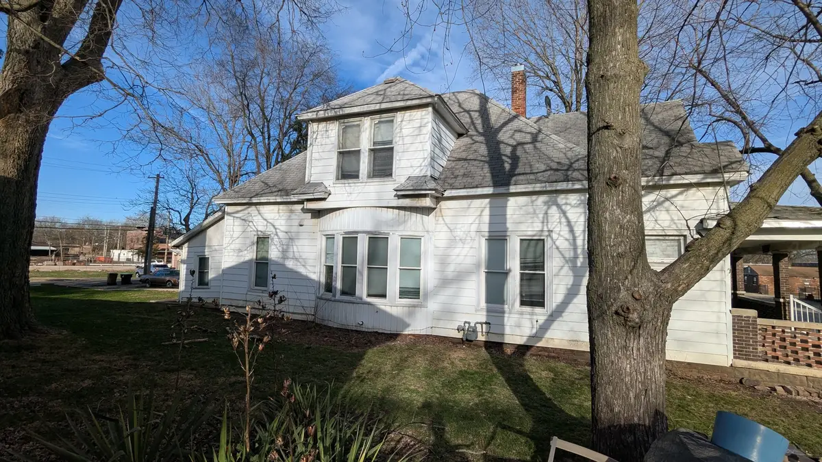 108 W Vine Street, Champaign, IL 61820 - #1