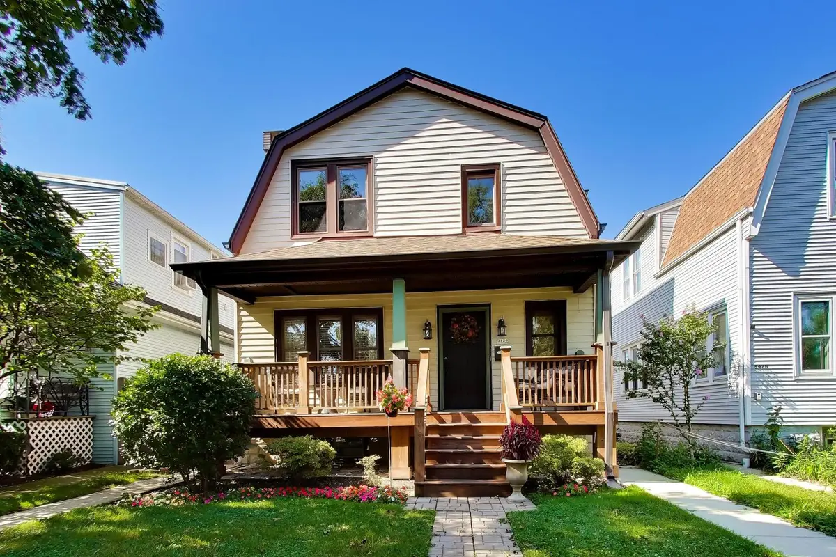 5426 N Lovejoy Avenue, Chicago, IL 60630 - #1