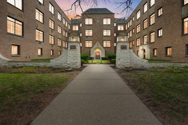 734 Noyes Street #O2, Evanston, IL 60201