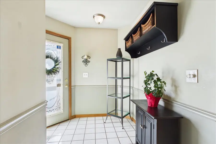 1056 Mattande Lane, Naperville, IL 60540 - #3