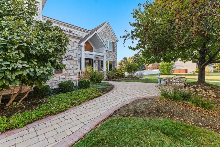 6N680 Somerset Drive, Saint Charles, IL 60175 - #3