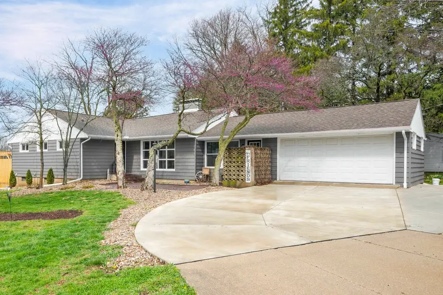 1601 N Linden Street, Normal, IL 61761 - #2