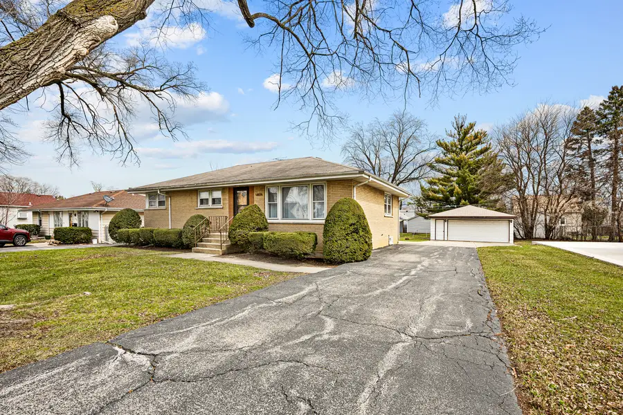 2701 Lee Street, Melrose Park, IL 60164 - #2