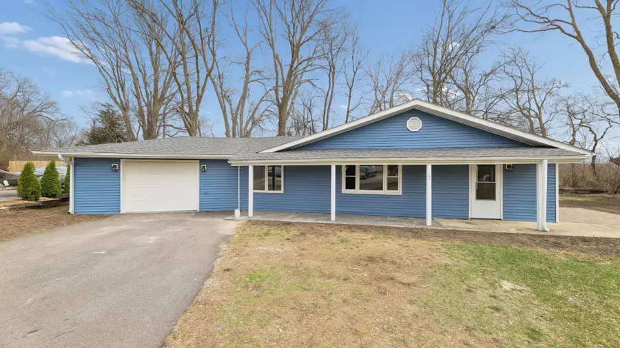 1624 Chicago Street, Dixon, IL 61021 - #2