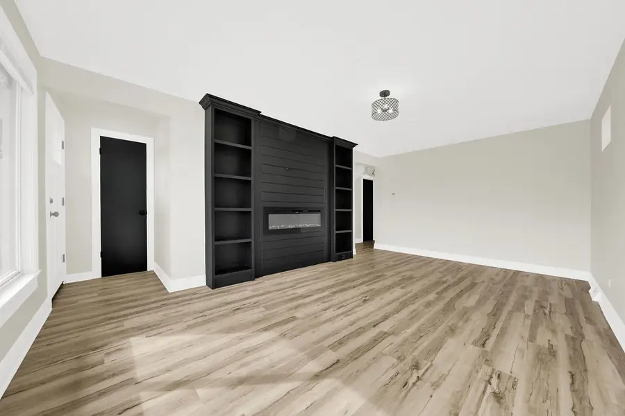 15056 Wabash Avenue, South Holland, IL 60473 - #3