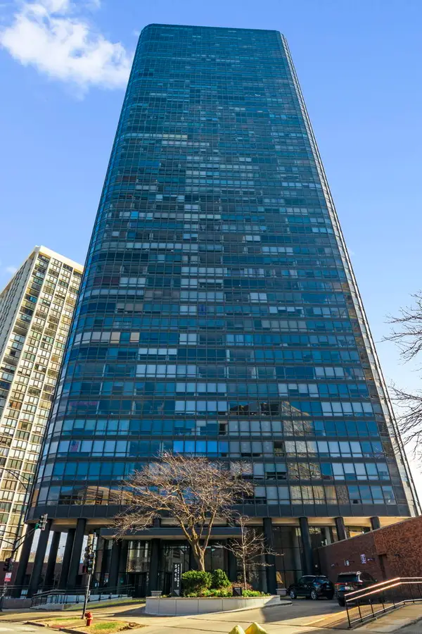 5415 N Sheridan Road #915, Chicago, IL 60640