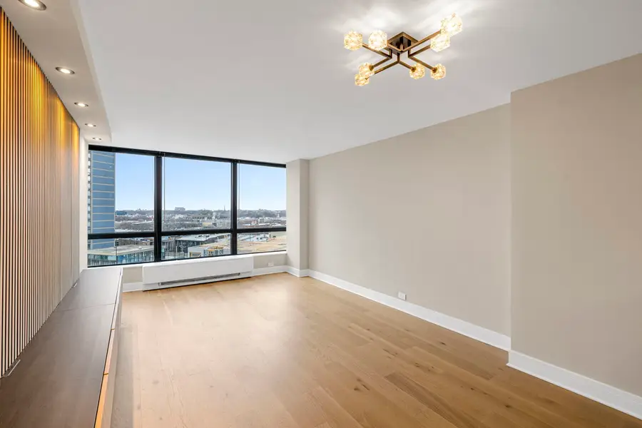 5415 N Sheridan Road #915, Chicago, IL 60640 - #3