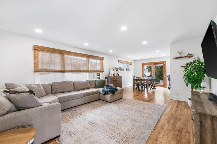 904 W Lynnwood Avenue, Arlington Heights, IL 60004 - #2