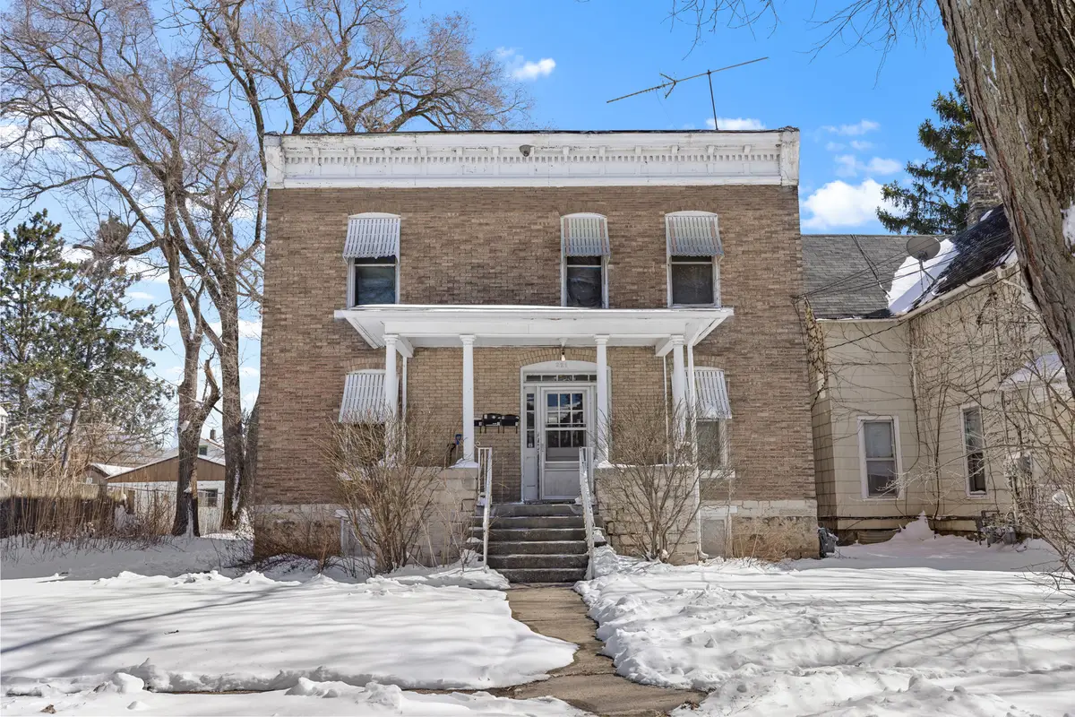 221 Rome Avenue, Rockford, IL 61107 - #1