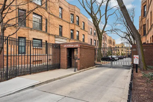 744 W California Terrace #1, Chicago, IL 60657