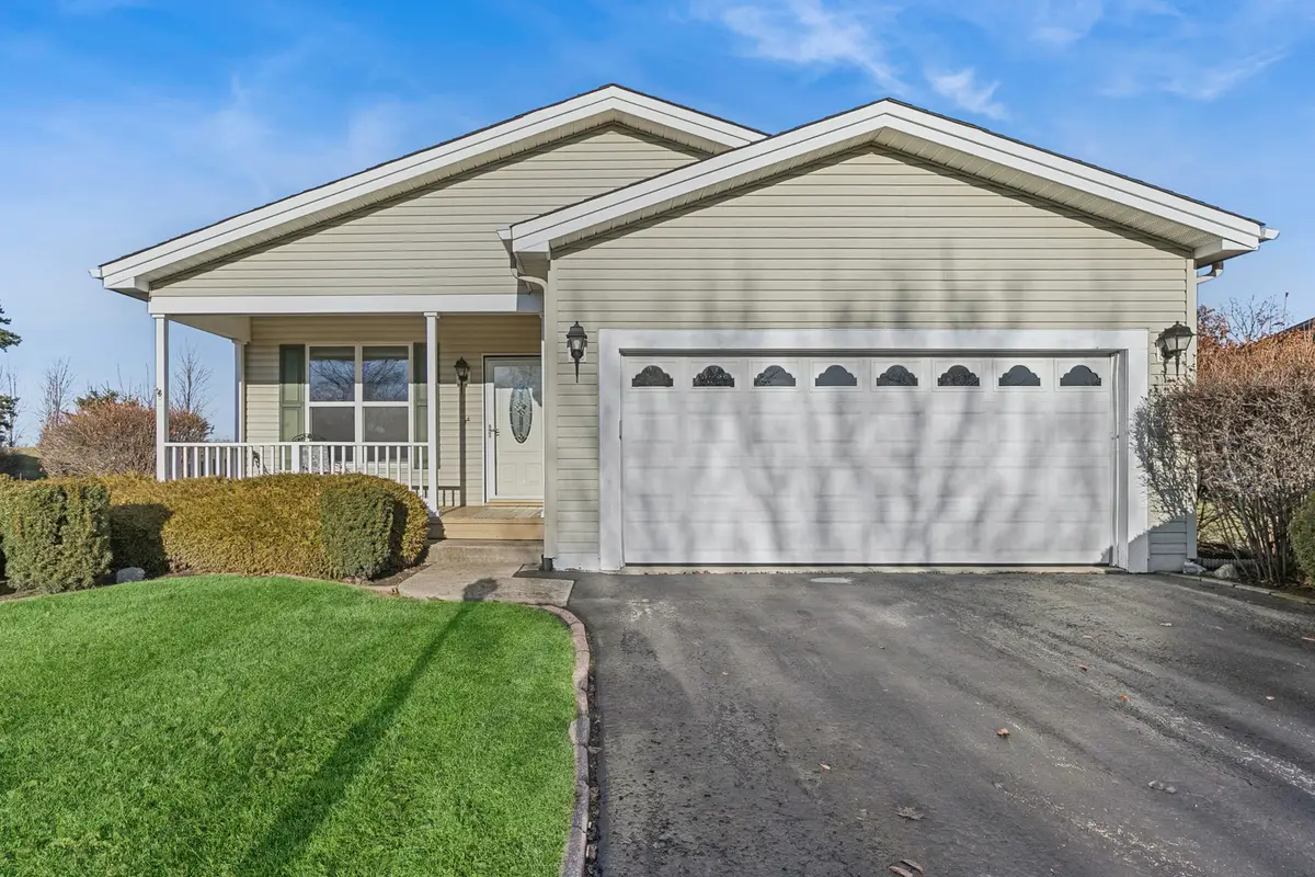 3840 Fox Hunt Way, Grayslake, IL 60030 - #1