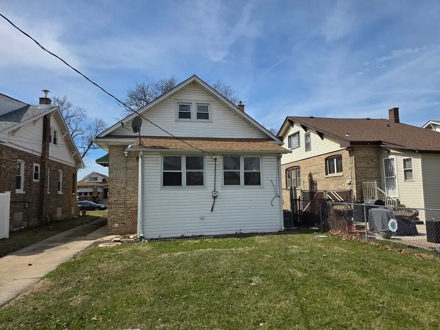 1037 24th Avenue, Bellwood, IL 60104 - #3