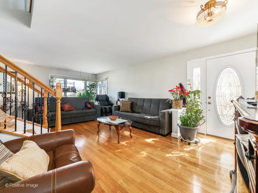 7520 Crawford Avenue, Skokie, IL 60077 - #3