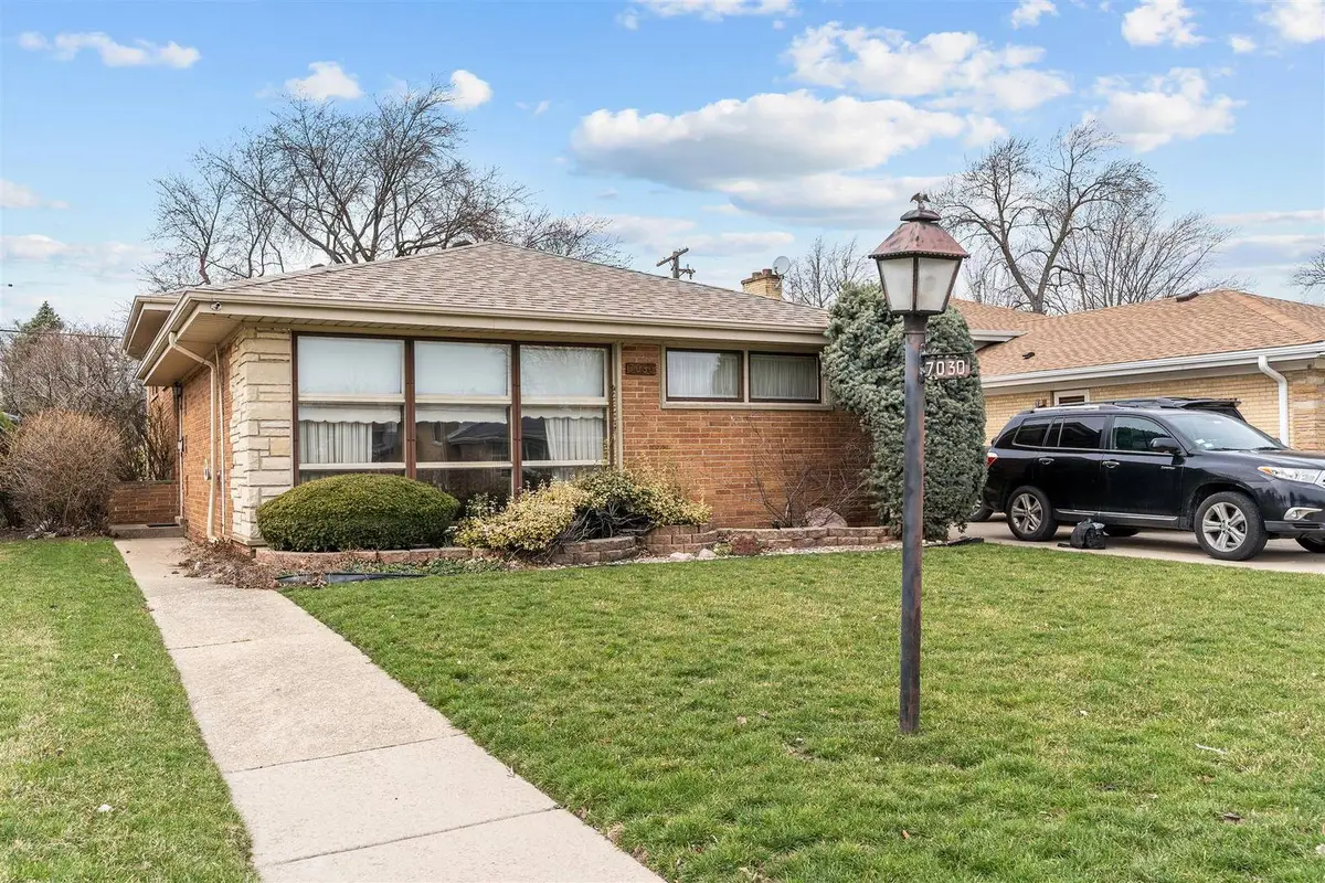 7030 N Crawford Avenue N, Lincolnwood, IL 60712 - #1