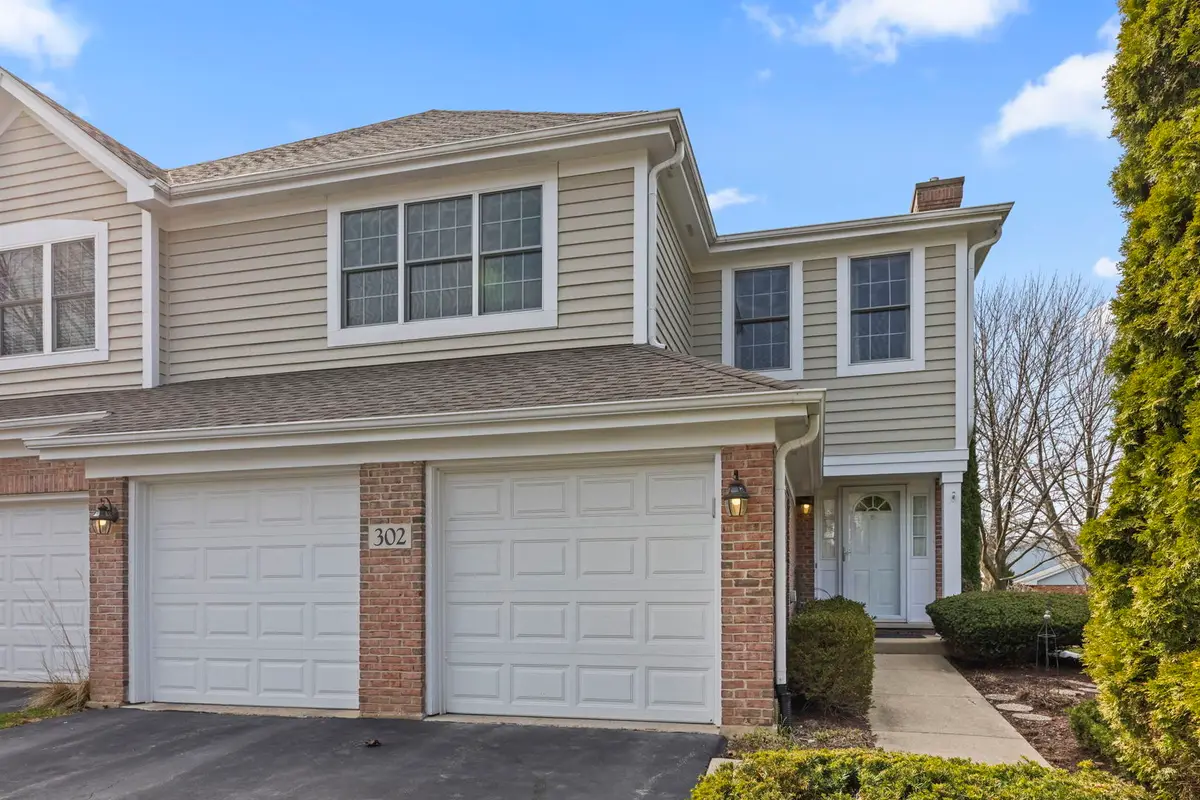 302 Roscommon Court, Glen Ellyn, IL 60137 - #1