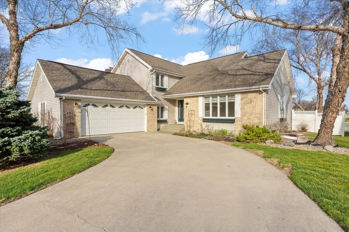 2501 Cherry Hills Drive, Champaign, IL 61822 - #1