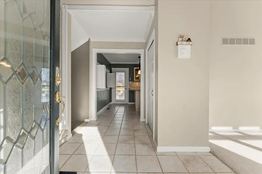 2501 Cherry Hills Drive, Champaign, IL 61822 - #3