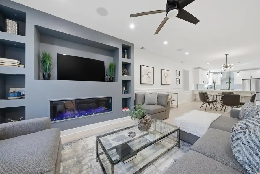 2625 W Armitage Avenue, Chicago, IL 60647 - #2